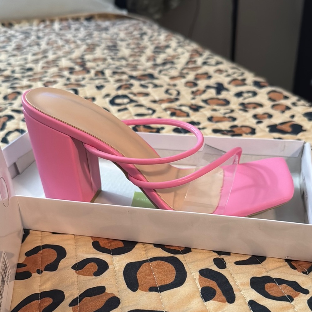 Elegant Pink Strappy Heels